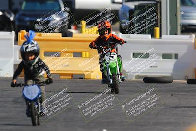 media/Nov-06-2022-SoCal Trackdays (Sun) [[208d2ccc26]]/Around the Pits/